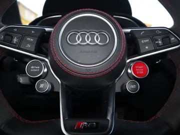 AUDI R8 Spyder V10 qu performance exclusive   UNIKAT