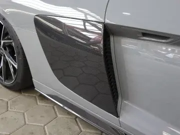 AUDI R8 Spyder 5.2 FSI V10 quattro performance