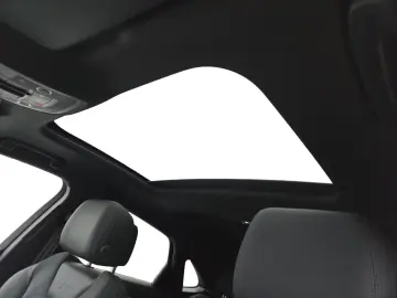 AUDI RSQ3 Sportback S tronic  280km h PANO MATRIX SON