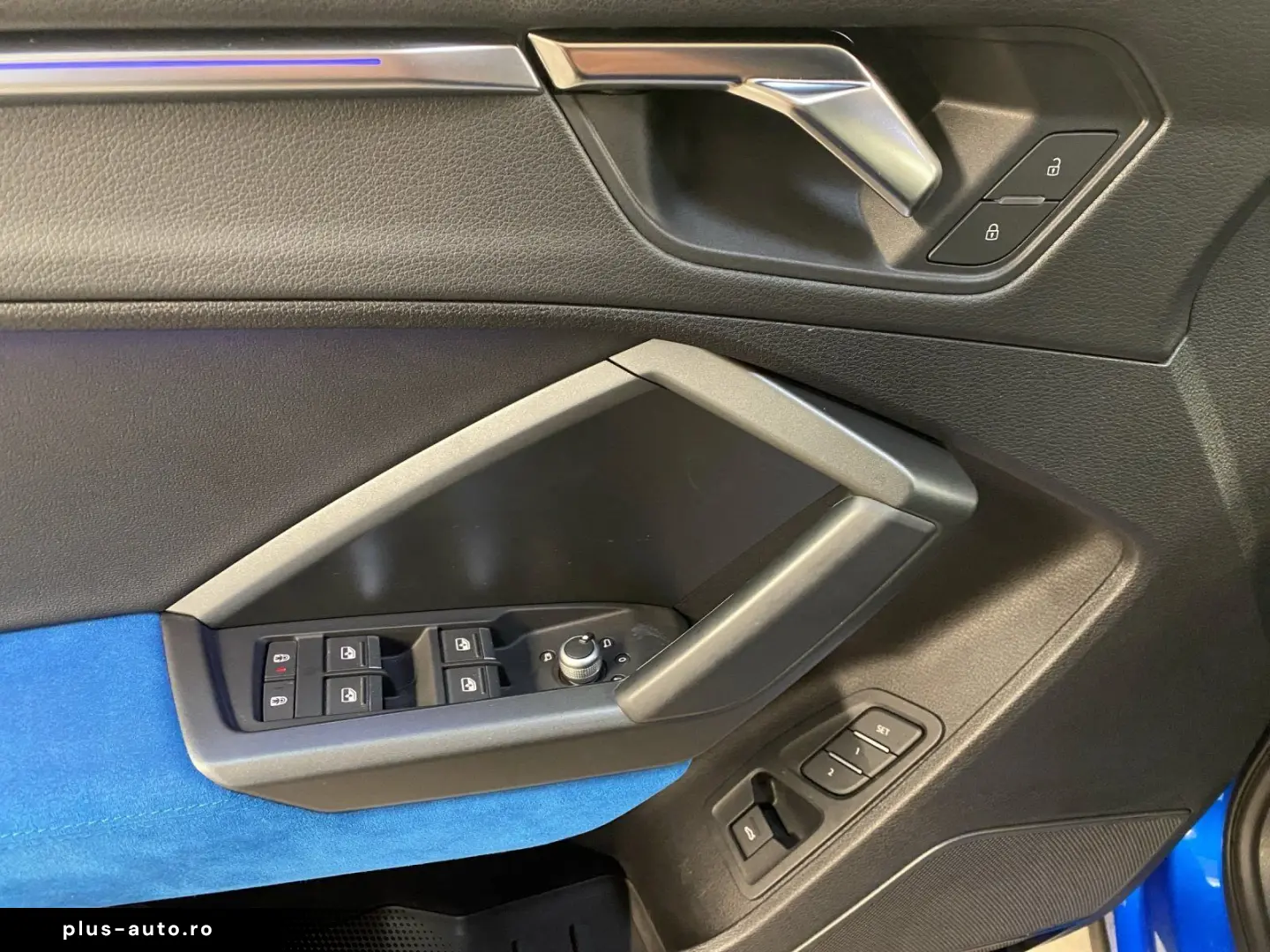 AUDI RS Q3 2.5 quattro TFSI S-line AHK AUT Kam. Leder