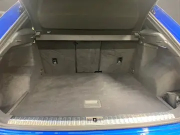 AUDI RS Q3 2.5 quattro TFSI S-line AHK AUT Kam. Leder