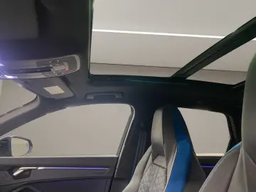 AUDI RS Q3 2.5 quattro TFSI S-line AHK AUT Kam. Leder