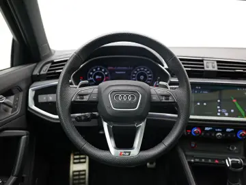 AUDI RSQ3 Sportback 2.5 TFSI  Pano Sonos RS-Stoelen B