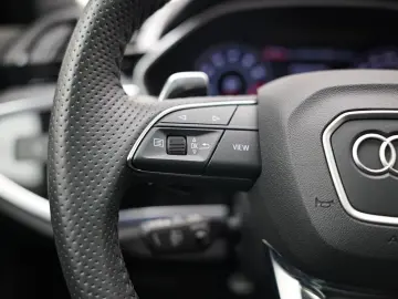 AUDI RSQ3 Sportback 2.5 TFSI  Pano Sonos RS-Stoelen B