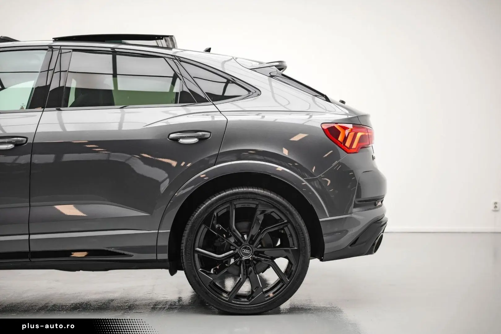 AUDI RSQ3 Sportback 2.5 TFSI  Pano Sonos RS-Stoelen B