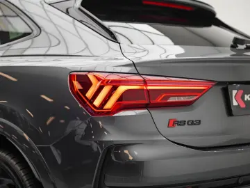 AUDI RSQ3 Sportback 2.5 TFSI  Pano Sonos RS-Stoelen B