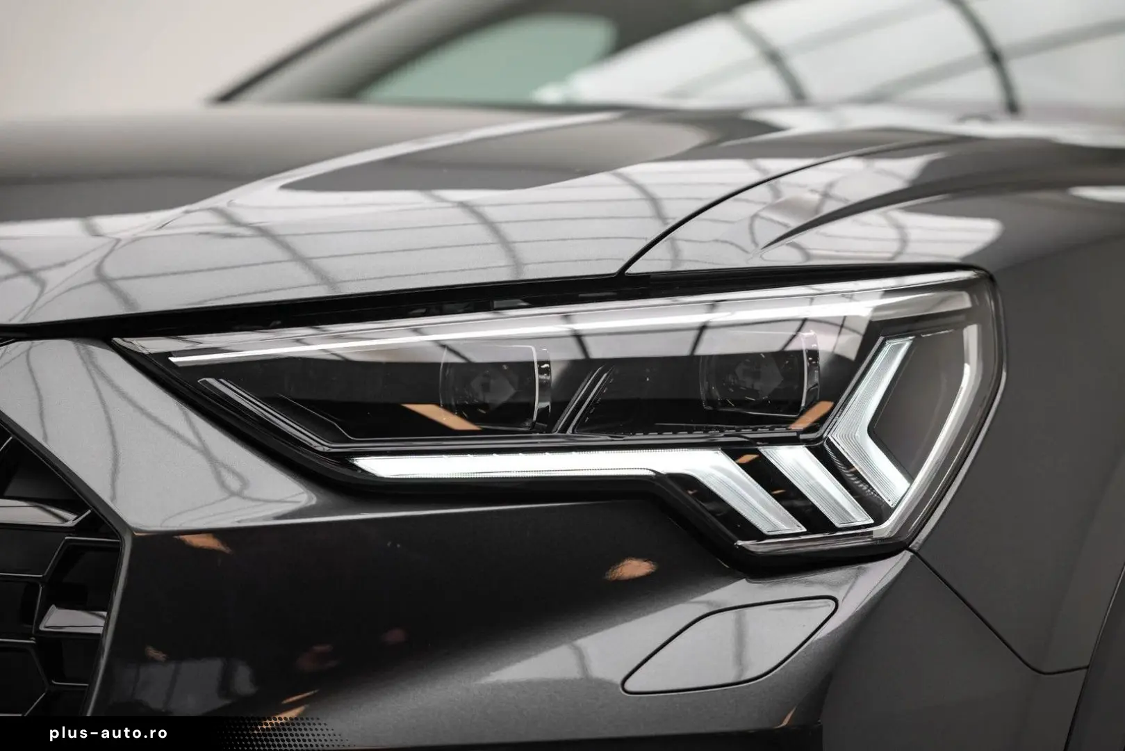 AUDI RSQ3 Sportback 2.5 TFSI  Pano Sonos RS-Stoelen B