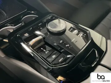 BMW 540d xDrive M Sport 20 Pano DrivPl HK Ico AHK