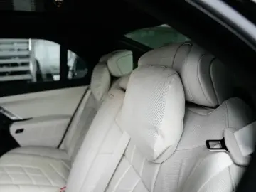 BMW 740 d xDrive M SPORT PRO Sky-Lou