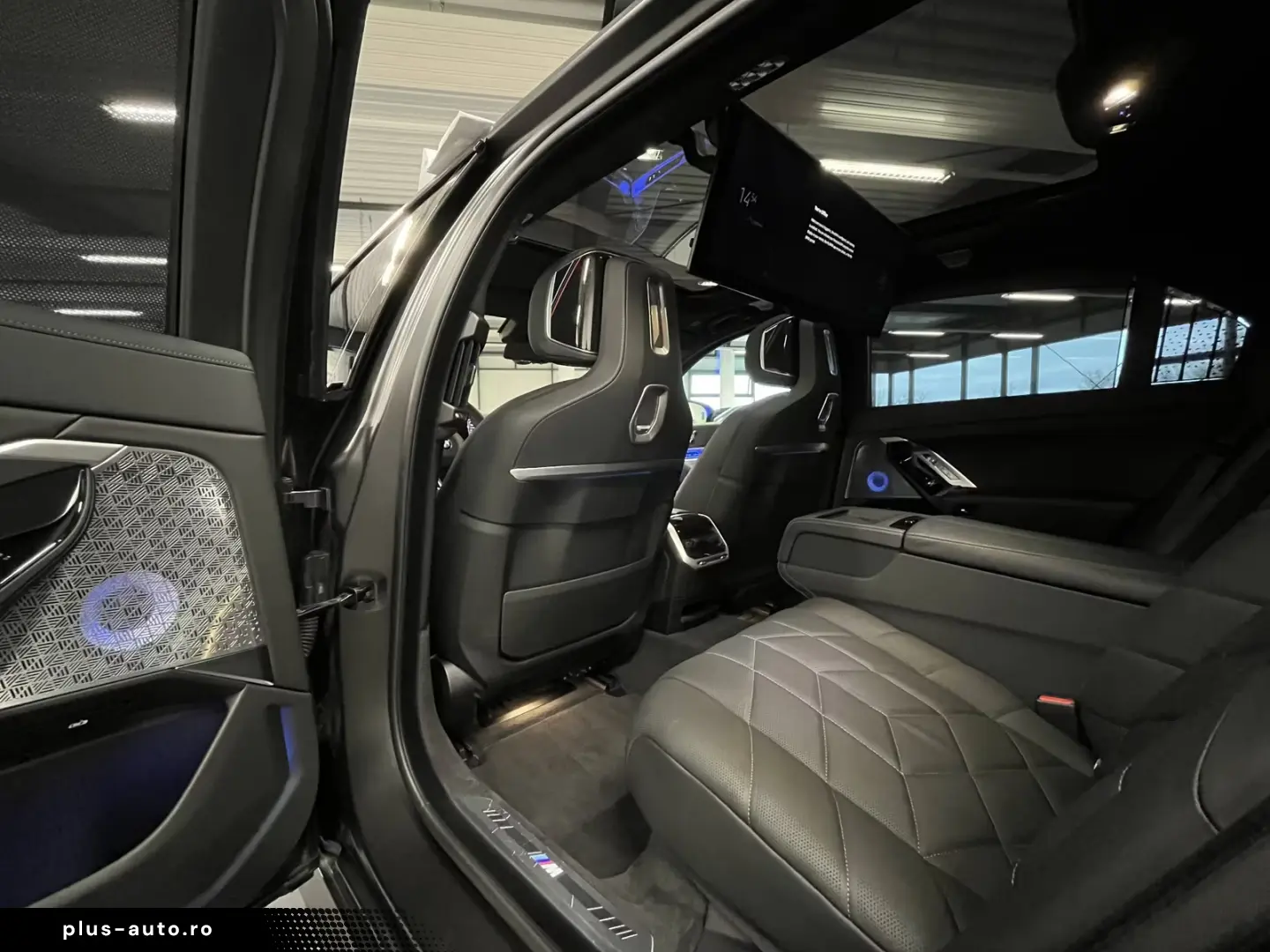 BMW 750 e xDrive M Sport Pro TV HUD PANO