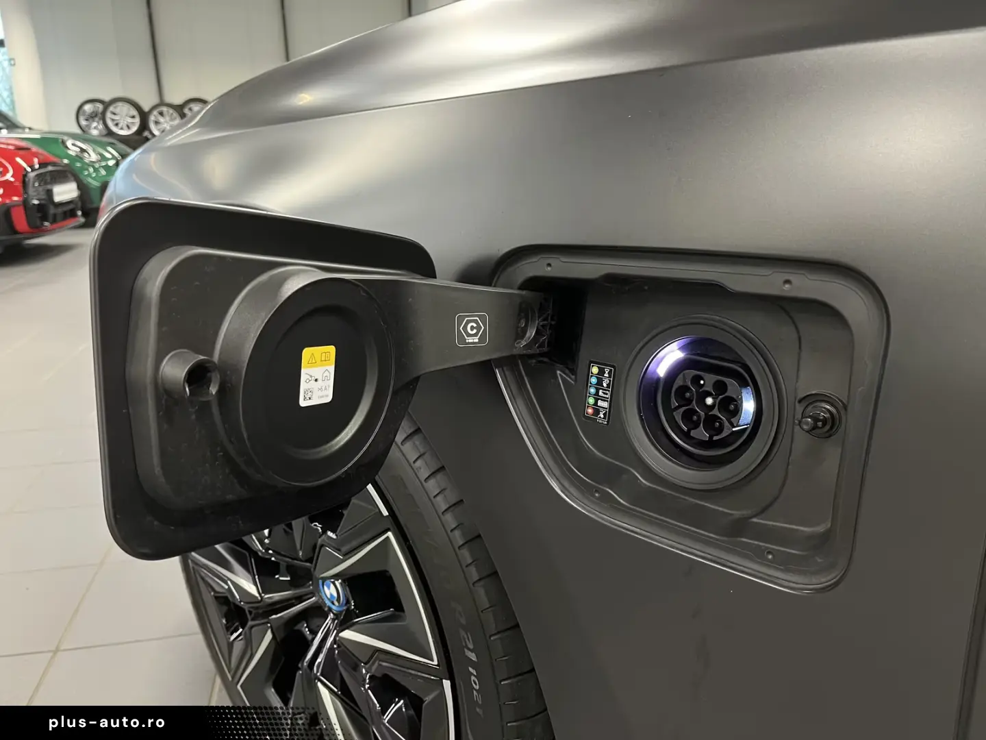 BMW 750 e xDrive M Sport Pro TV HUD PANO