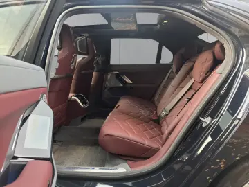 BMW 740 d xDrive M Sport Pro NP172K INDIV