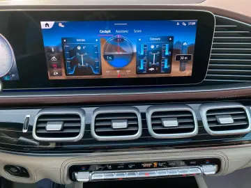 Mercedes-Benz GLS 600