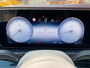 Mercedes-Benz GLS 600