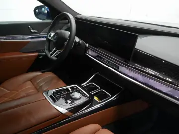 BMW 740 d xDrive M Sport DVD B&W