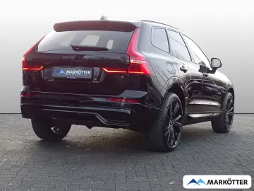 VOLVO XC60 Plus Black Edition Plug-In Hybrid AWD LED B