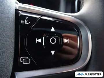 VOLVO XC60 Plus Black Edition Plug-In Hybrid AWD LED B