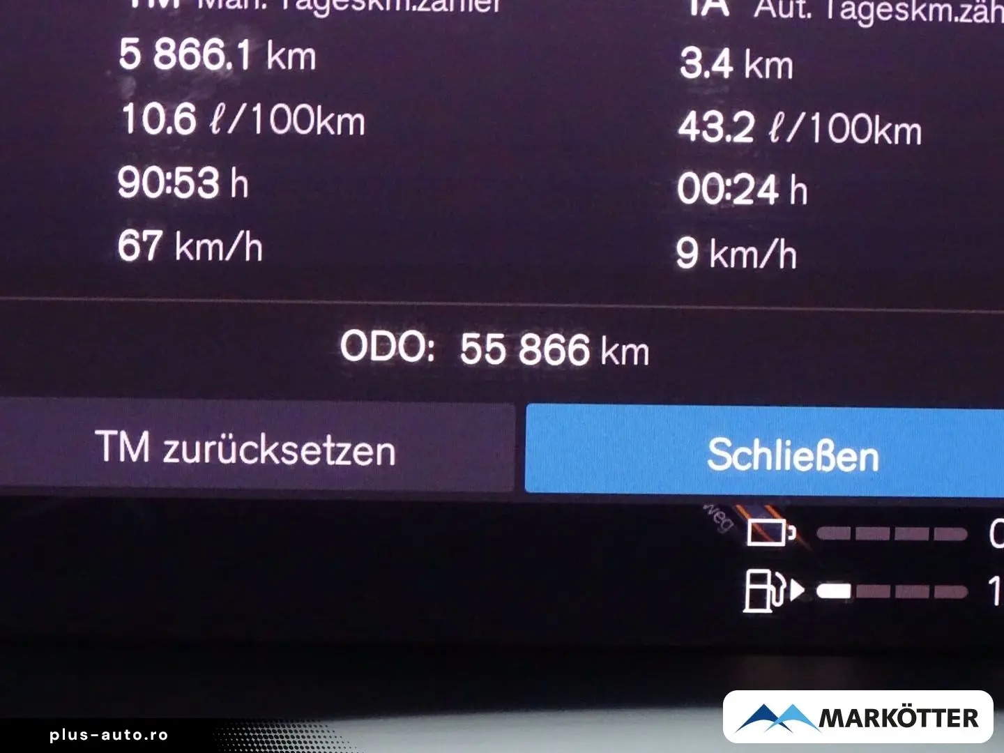 VOLVO XC60 Plus Black Edition Plug-In Hybrid AWD LED B