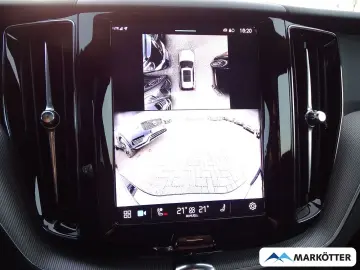 VOLVO XC60 Plus Black Edition Plug-In Hybrid AWD LED B