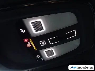 VOLVO XC60 Plus Black Edition Plug-In Hybrid AWD LED B