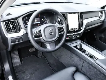 VOLVO XC60 Plus Bright Recharge Plug-In Hybrid AWD Sta