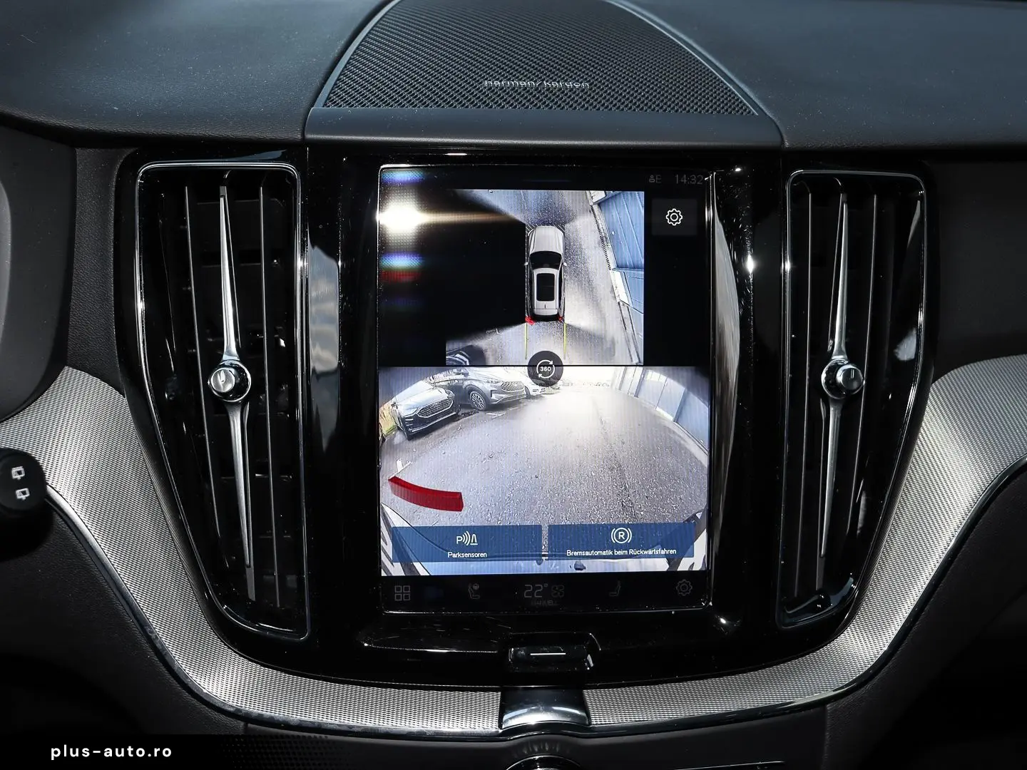 VOLVO XC60 Plus Bright Recharge Plug-In Hybrid AWD Sta