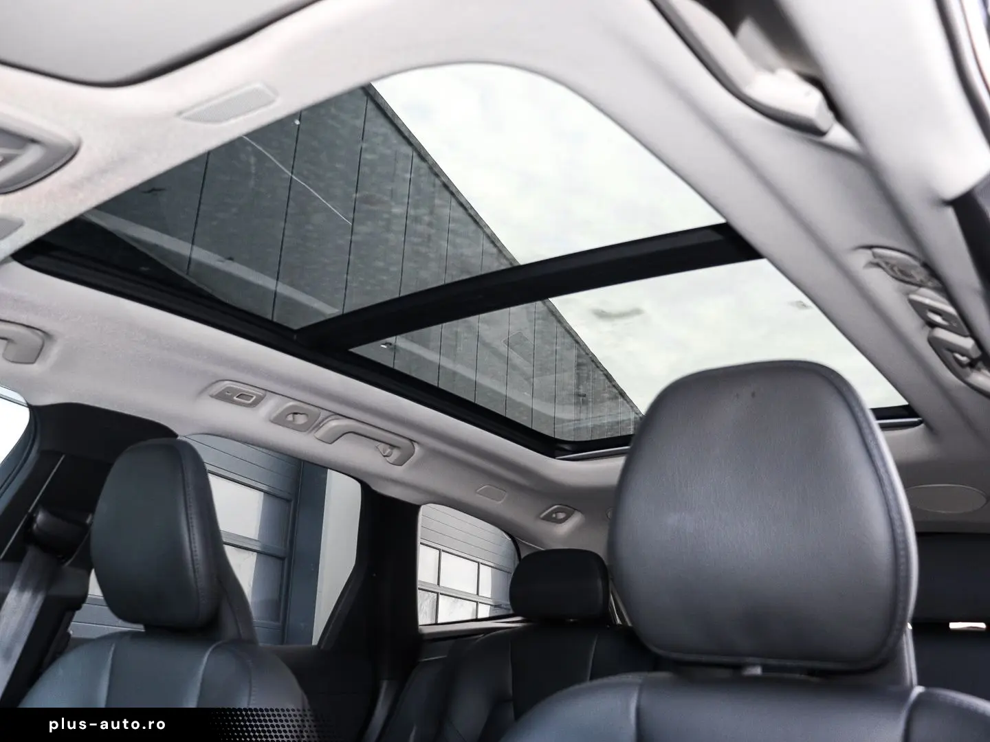 VOLVO XC60 Plus Bright Recharge Plug-In Hybrid AWD Sta