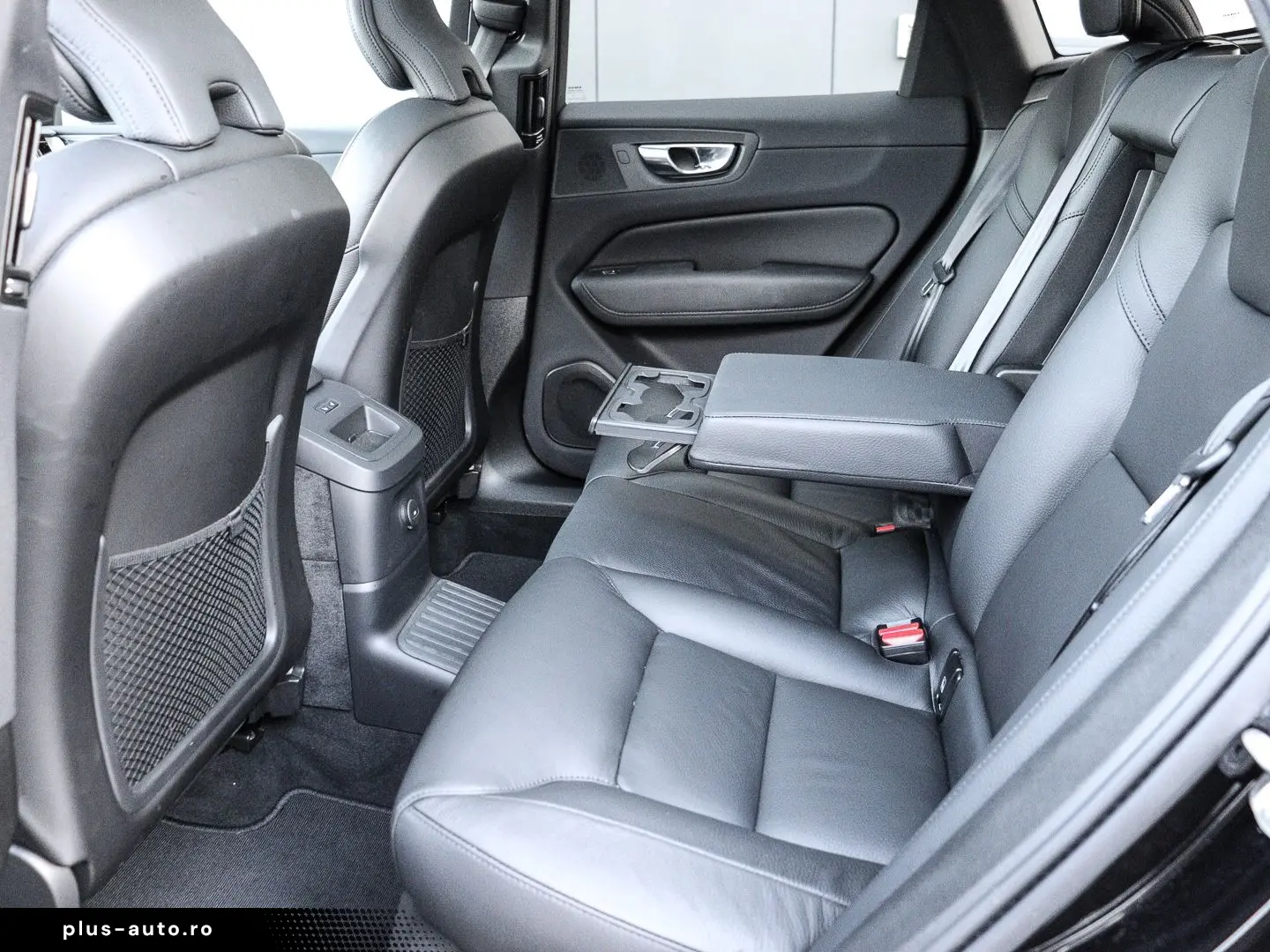 VOLVO XC60 Plus Bright Recharge Plug-In Hybrid AWD Sta