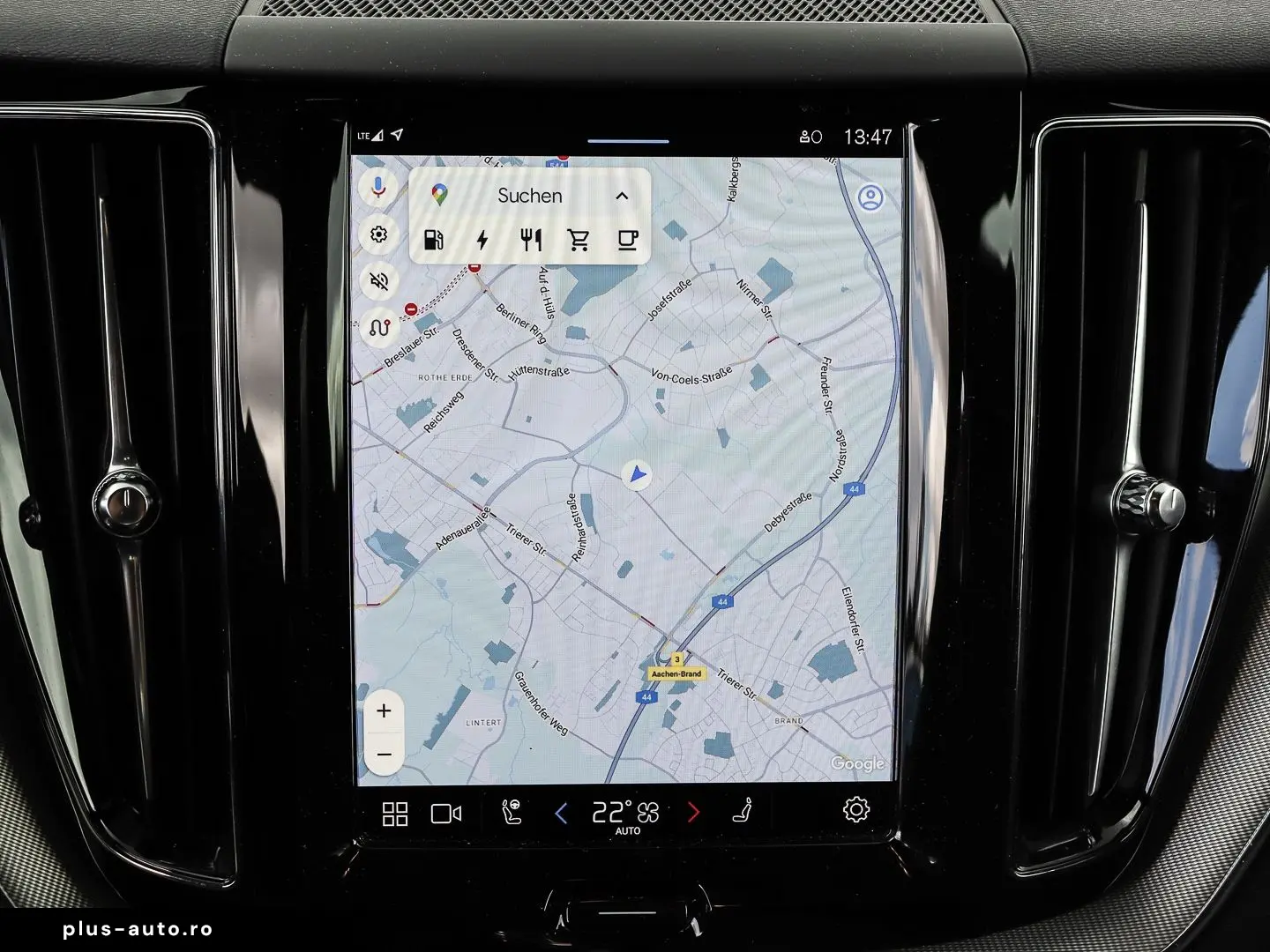 VOLVO XC60 Plus Dark Recharge Plug-In Hybrid AWD T6 Tw