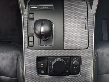 MAZDA CX-60 2.5l PHEV AWD Homura