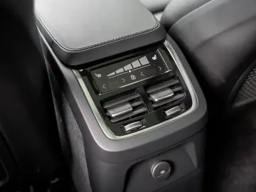 VOLVO XC90 T8 AWD Plus Bright PANORAMA   360  KAMERA