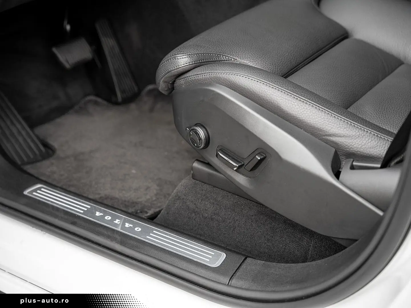 VOLVO XC90 T8 AWD Plus Bright PANORAMA   360  KAMERA