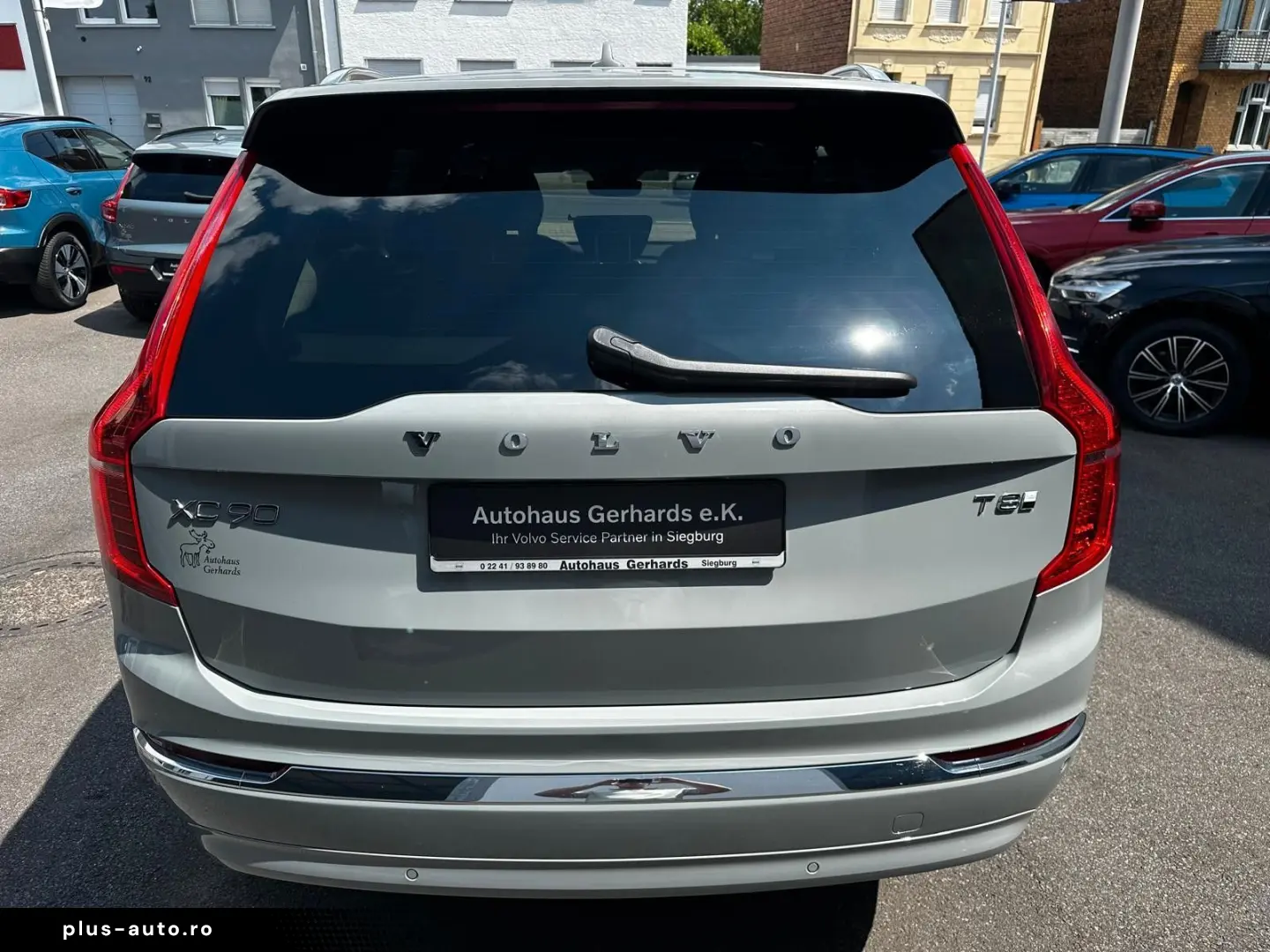 VOLVO XC90 T8 AWD Plus LRANGE Plug-In 7SitzerPano 360