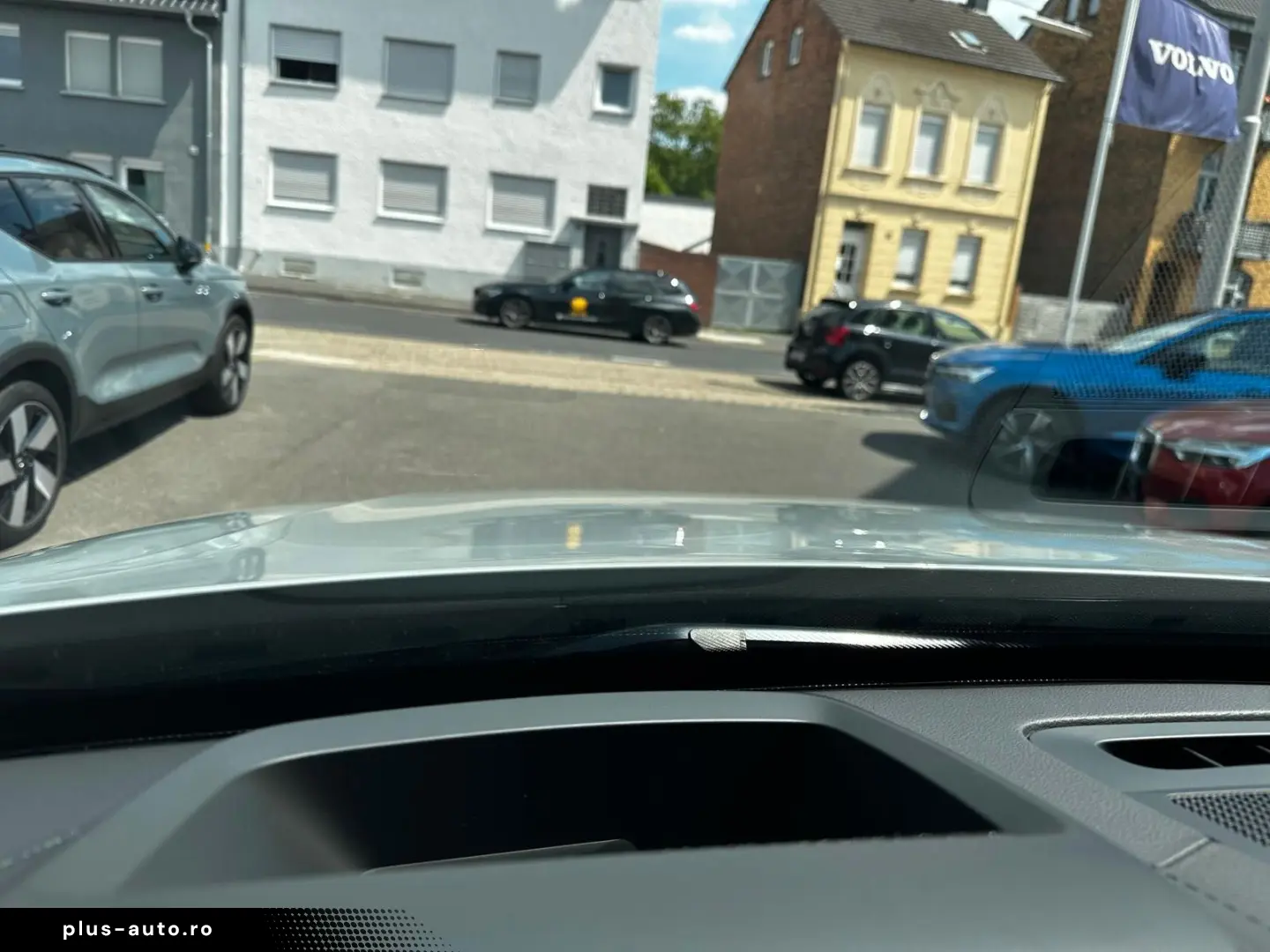 VOLVO XC90 T8 AWD Plus LRANGE Plug-In 7SitzerPano 360