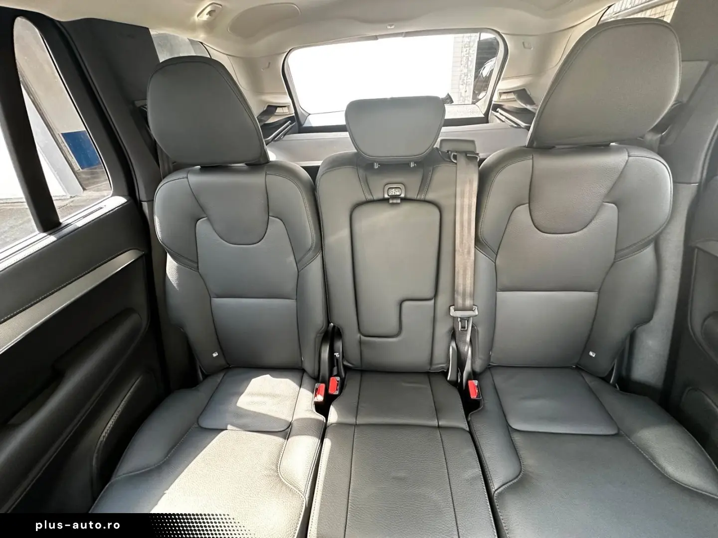 VOLVO XC90 T8 AWD Plus LRANGE Plug-In 7SitzerPano 360