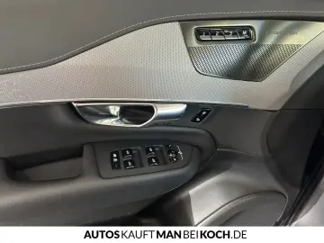 VOLVO XC90 T8 Recharge AWD PlusBright AHK PANO STH 360