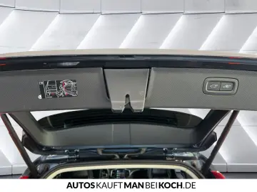 VOLVO XC90 T8 Recharge AWD PlusBright AHK PANO STH 360