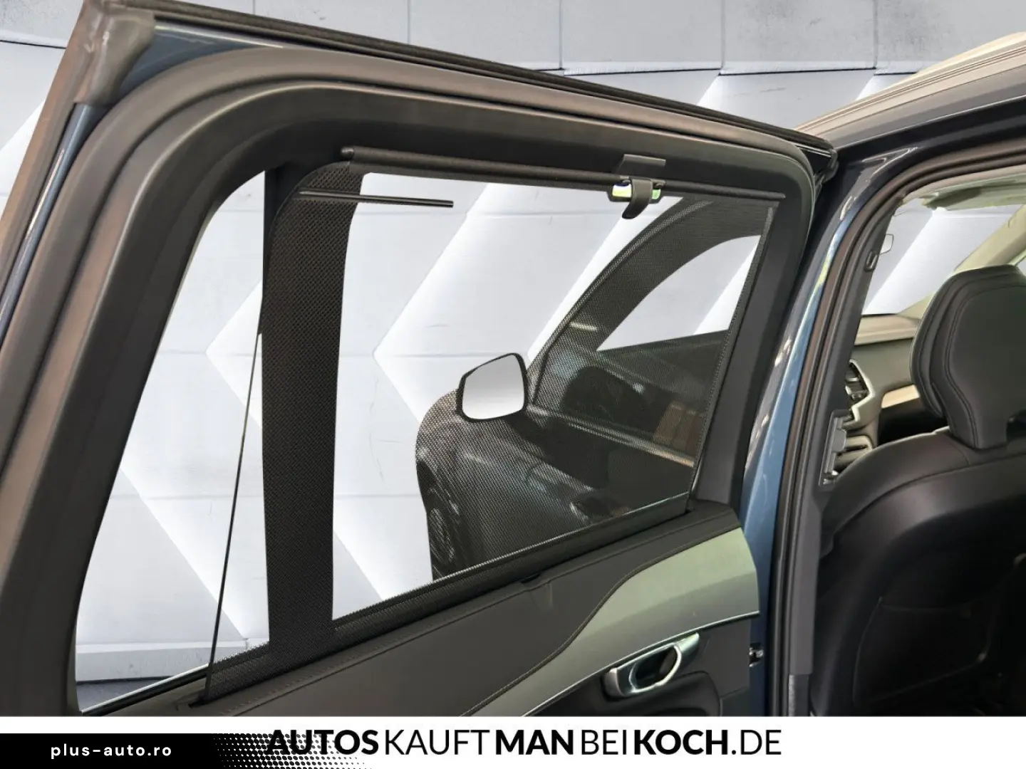 VOLVO XC90 T8 Recharge AWD PlusBright AHK PANO STH 360