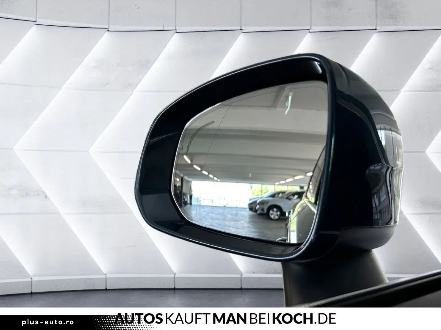 VOLVO XC90 T8 Recharge AWD PlusBright AHK PANO STH 360