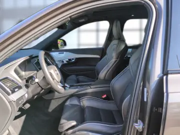 VOLVO XC90 T8 Recharge Ultra Dark Plug-In Hybrid AWD