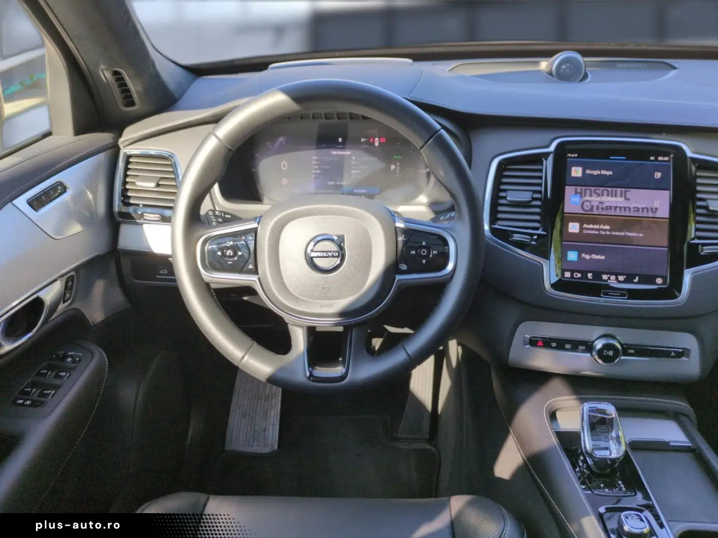 VOLVO XC90 T8 Recharge Ultra Dark Plug-In Hybrid AWD