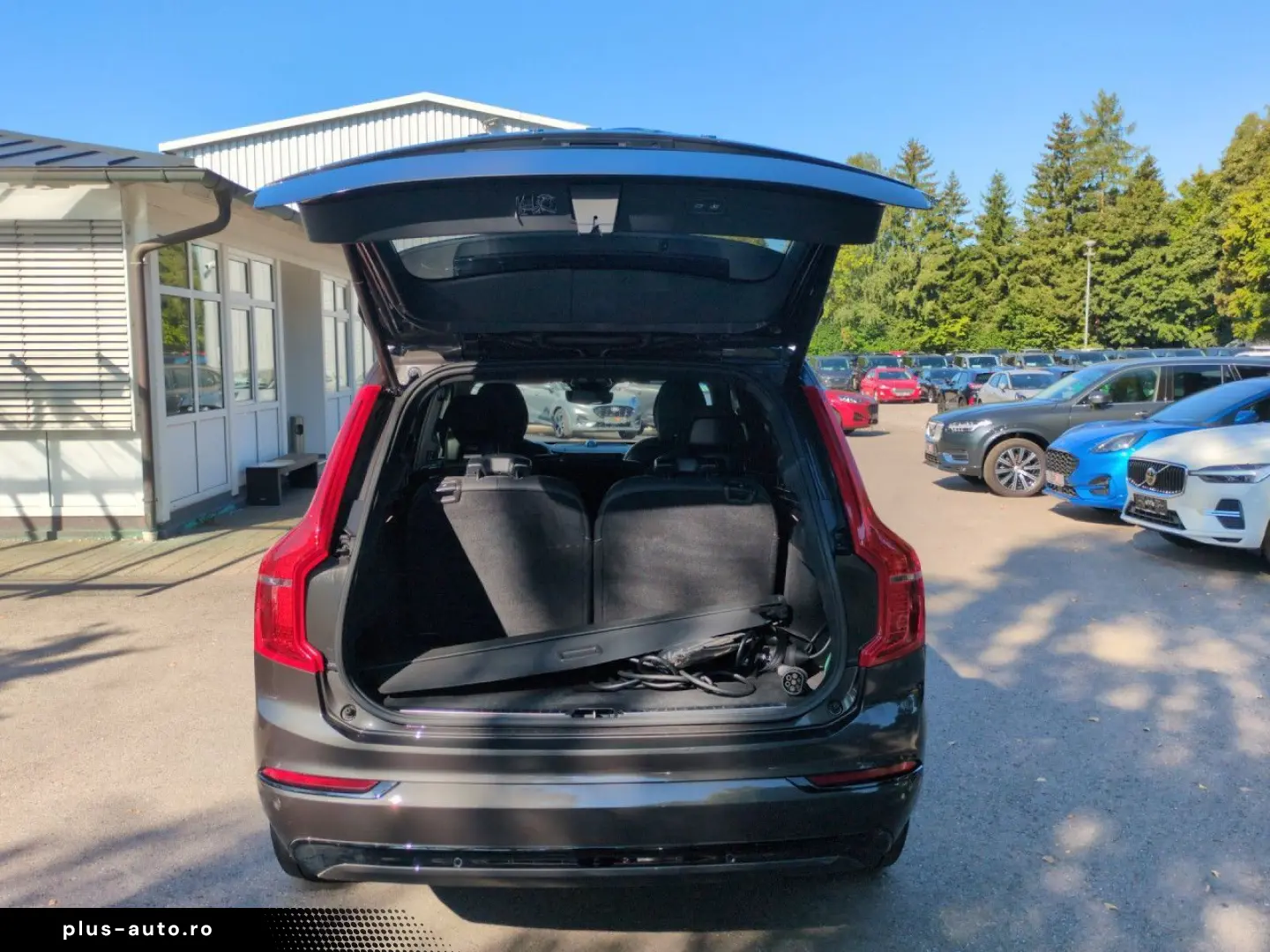 VOLVO XC90 T8 Recharge Ultra Dark Plug-In Hybrid AWD