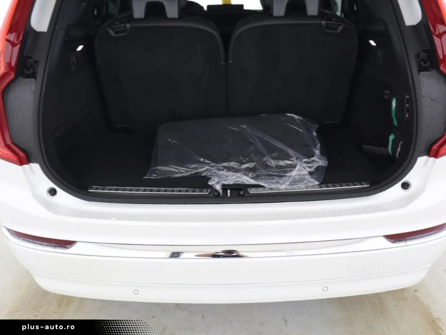 VOLVO XC90 Plus Bright Recharge Plug-In Hybrid AWD T8