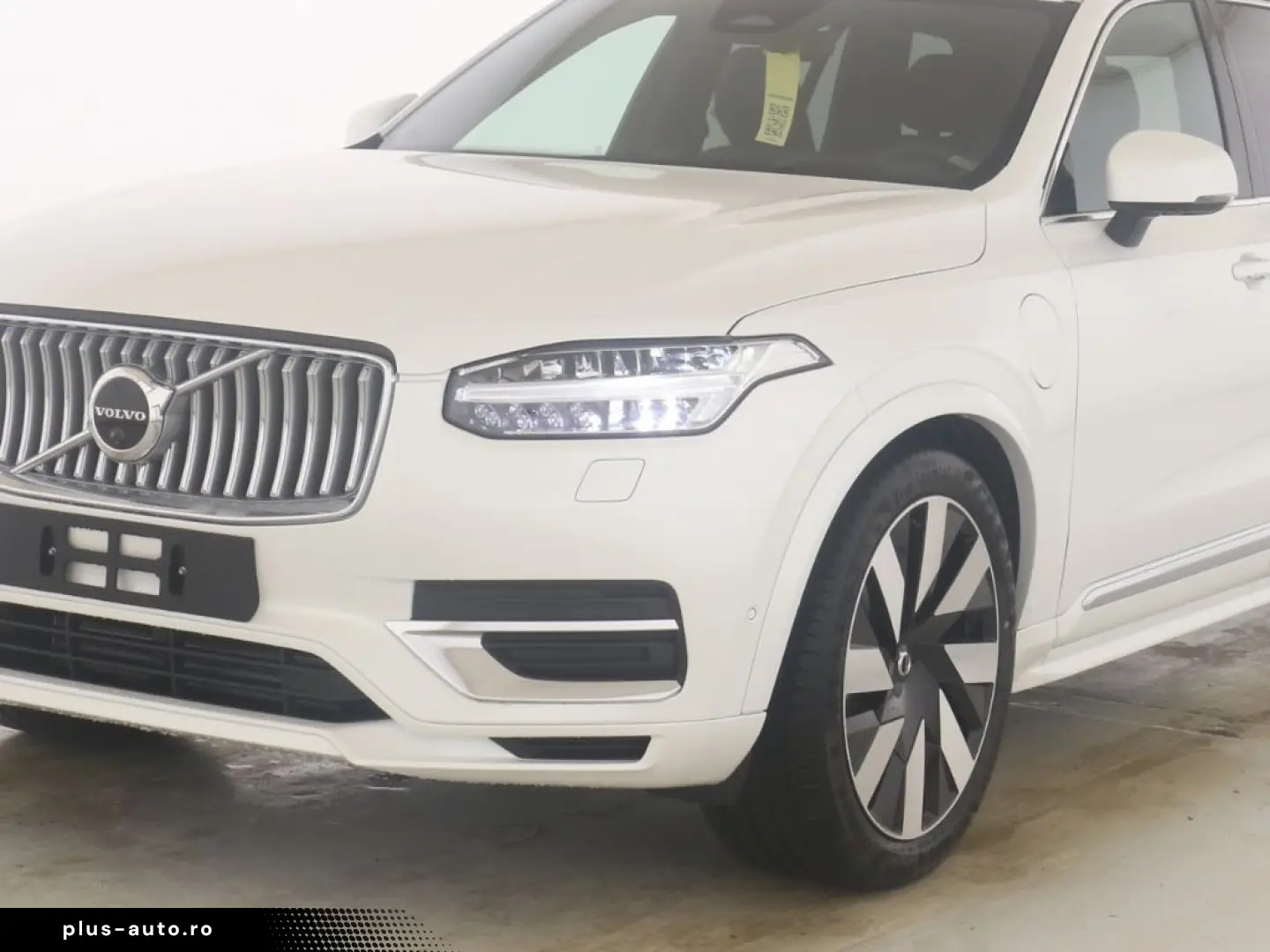 VOLVO XC90 Plus Bright Recharge Plug-In Hybrid AWD T8