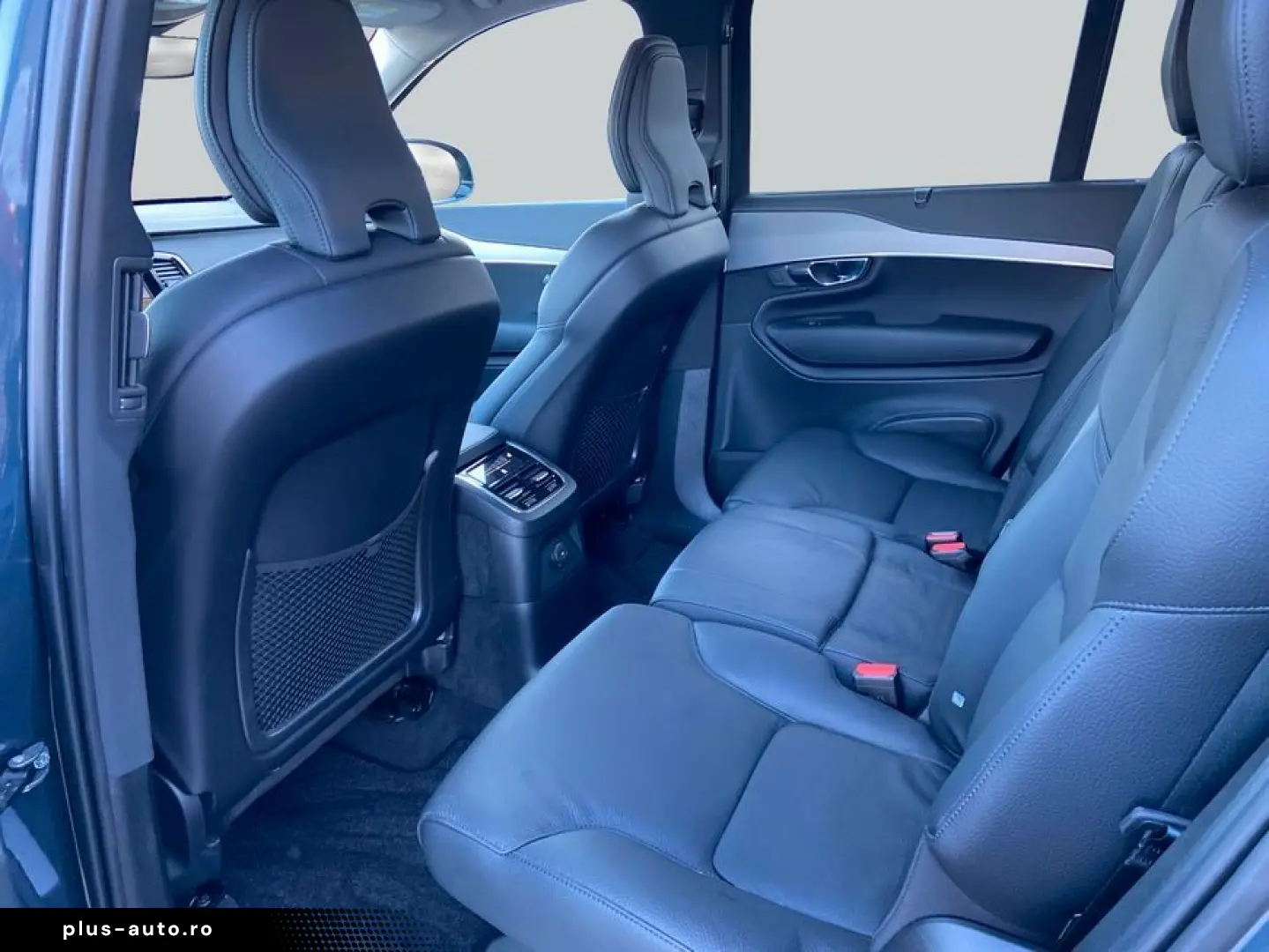 VOLVO XC90 T8 AWD Recharge Plus Dark