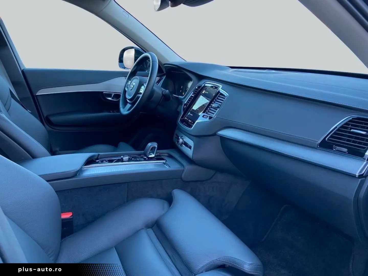 VOLVO XC90 T8 AWD Recharge Plus Dark