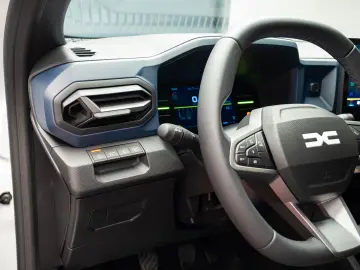 Dacia DUSTER Hybrid Automata HEV 140