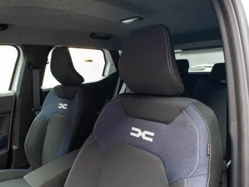 Dacia DUSTER Hybrid Automata HEV 140