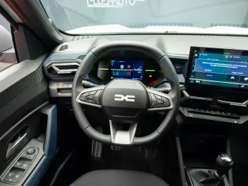Dacia DUSTER Hybrid Automata HEV 140