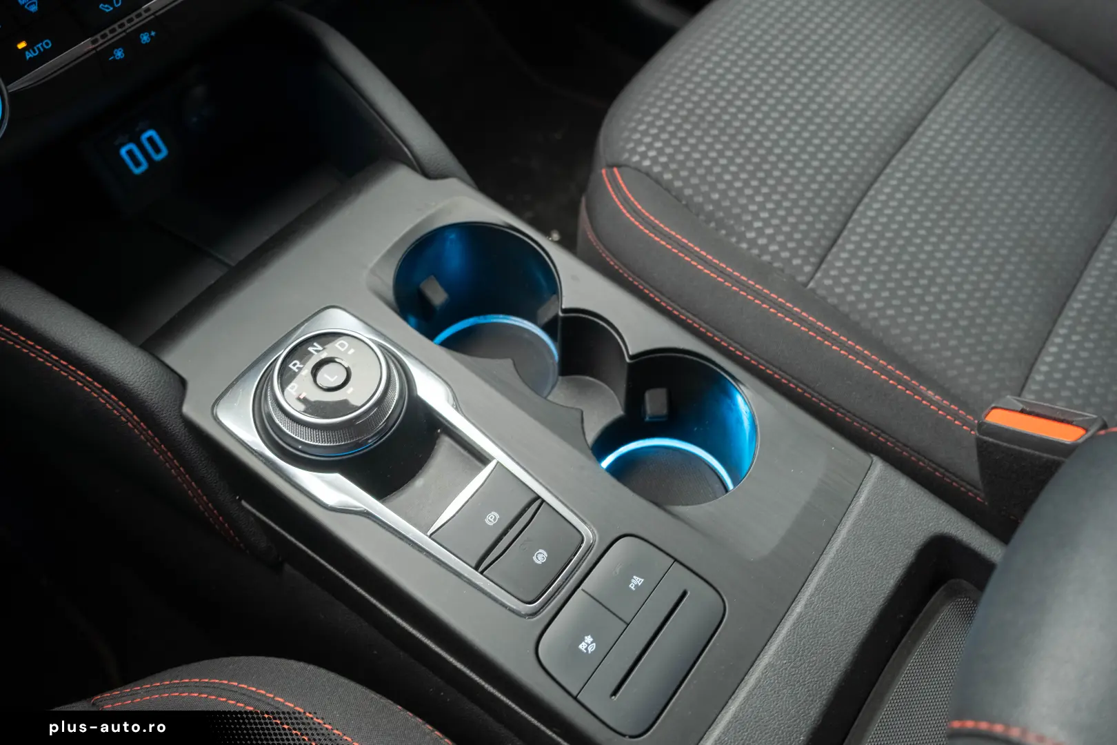 Ford Kuga 2.5 Duratec FHEV ST-LINE